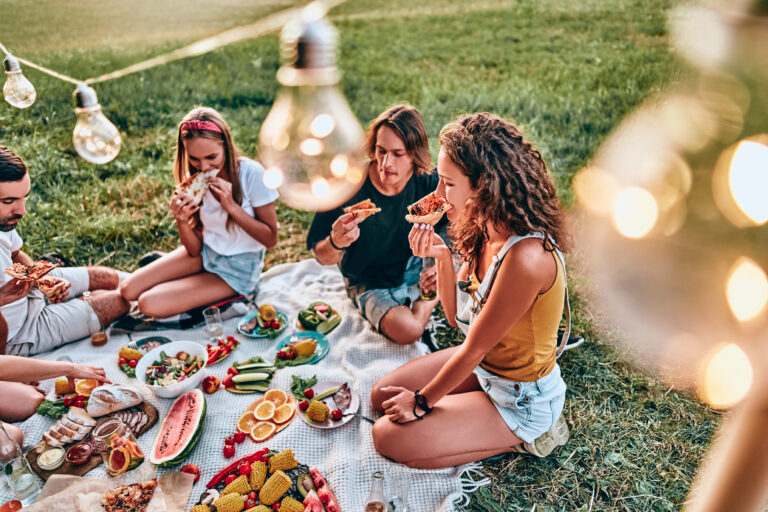 Picknick mit der Familie: Genussvolle Momente im Freien und leckere Sandwich-Rezepte